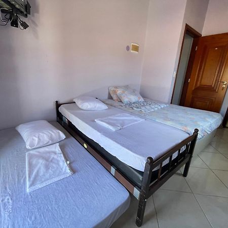 Hostel Re & Mar Caraguatatuba Bagian luar foto